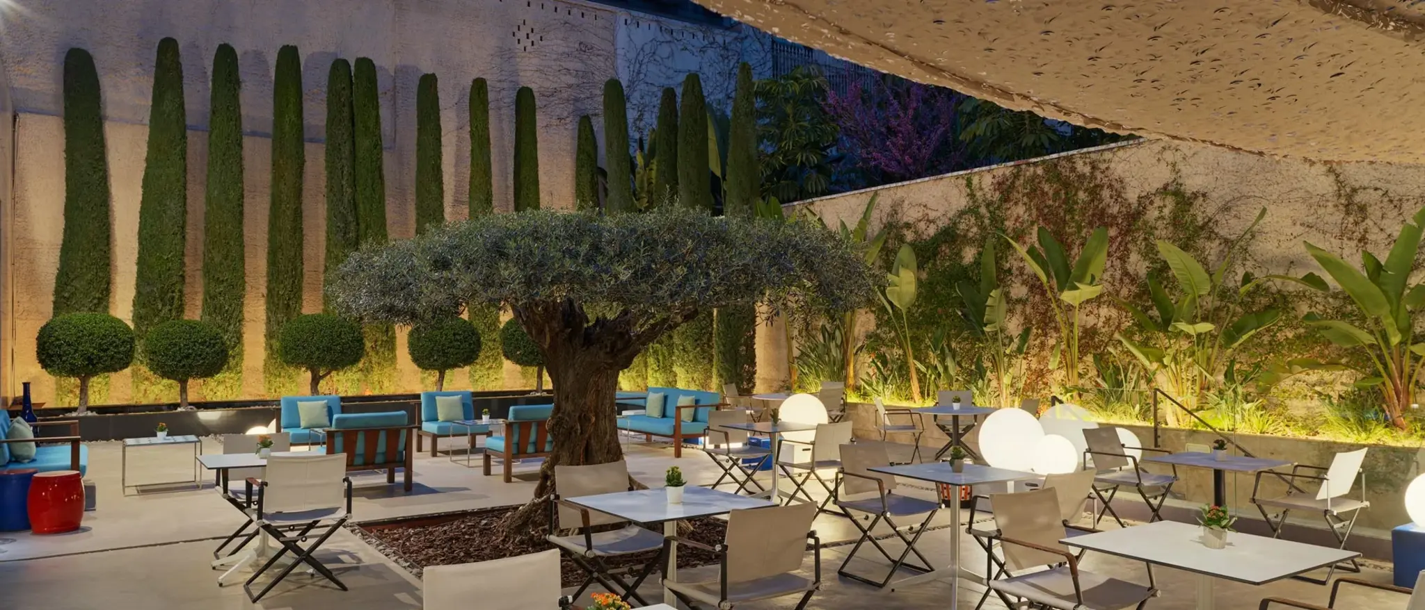 H10 Art Gallery, Barcelona