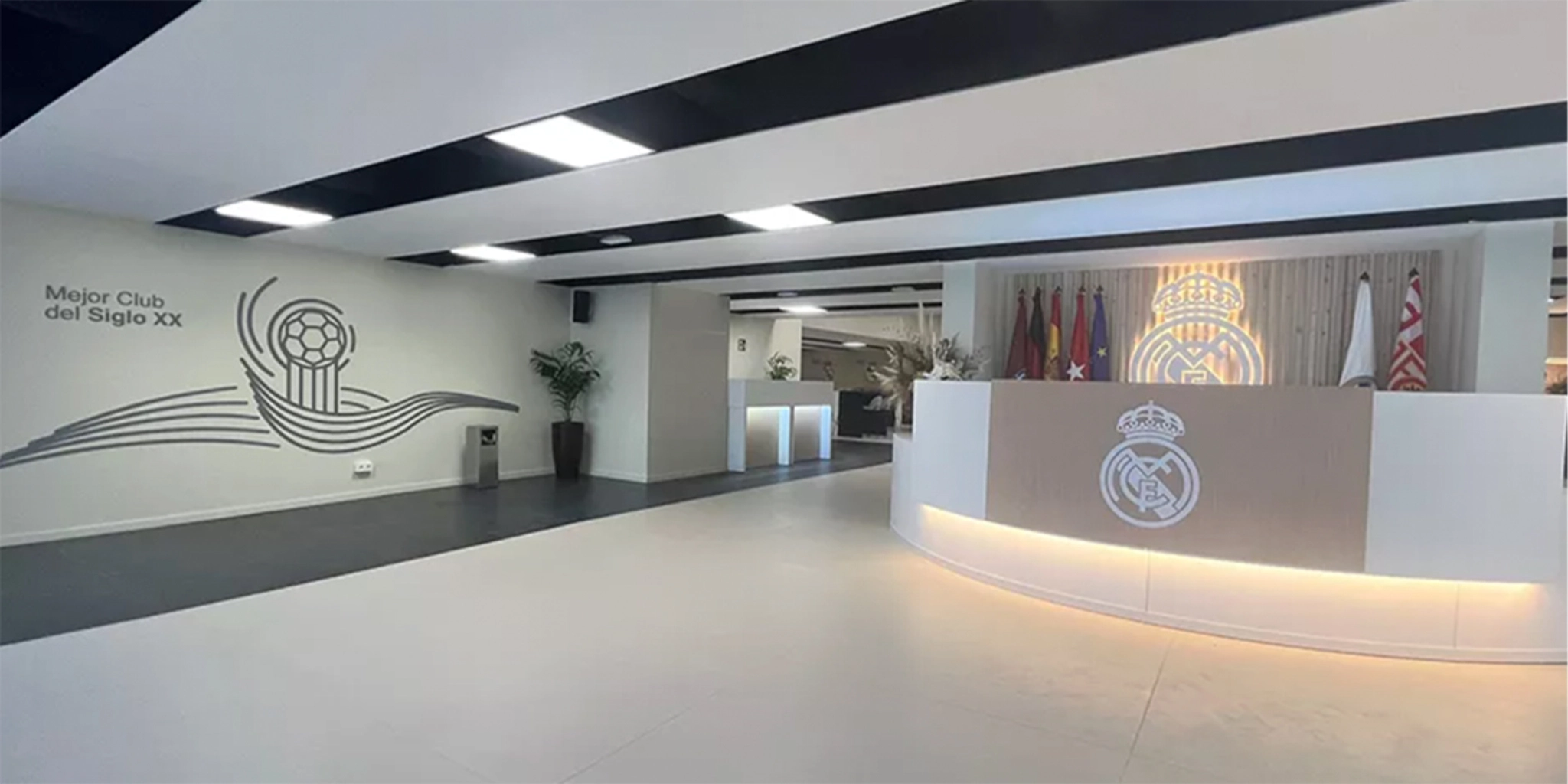 Santiago Bernabe U Presidental Box Entrance Website